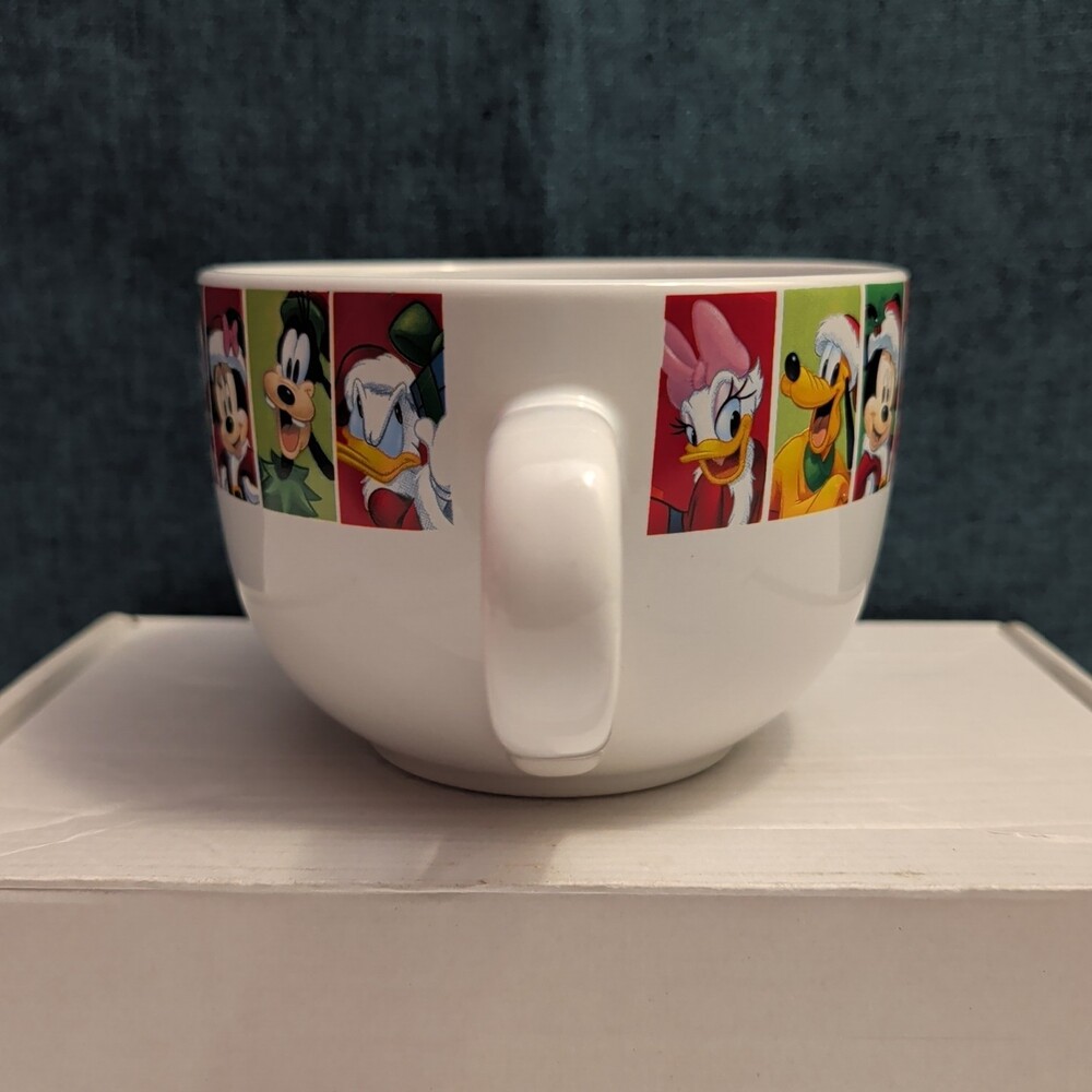 Disney Christmas Jumbo Mug Mickey Minnie Donald Goofy Pluto Galerie Oversized - Picture 10 of 16